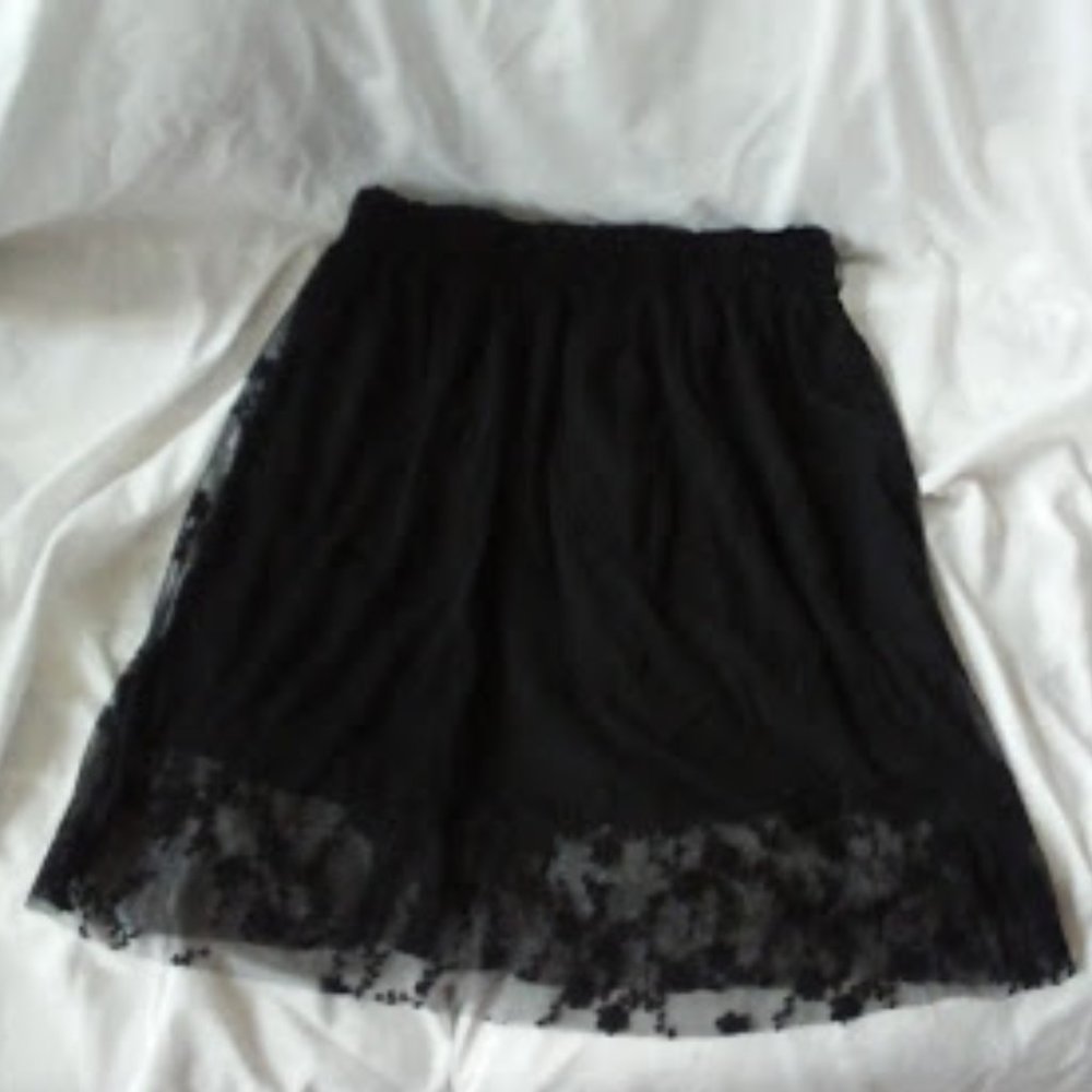 floral skirt